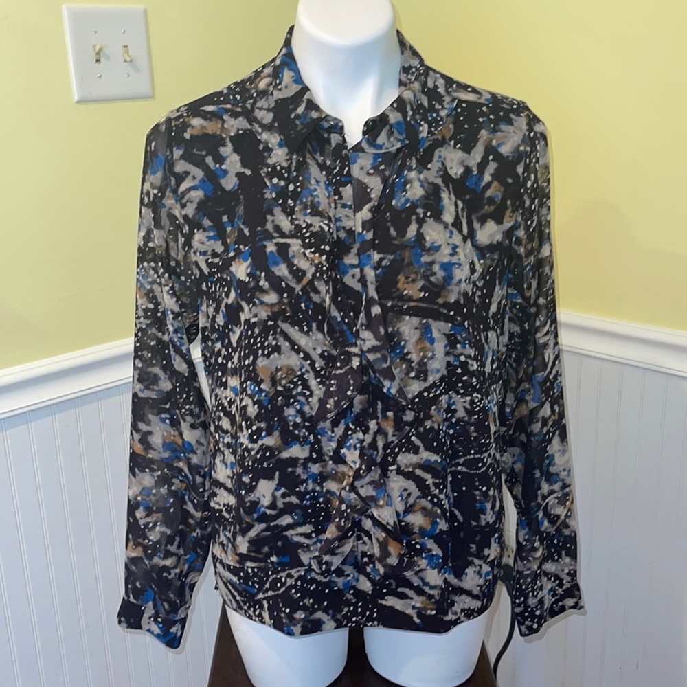 Cabi Ladies Starry night ruffle tunic blouse. Size small. Long sleeve.